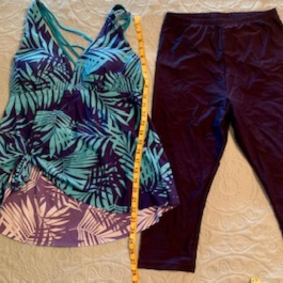 Turquoise and Dark Blue capri bottoms bathing suit - Picture 4 of 6